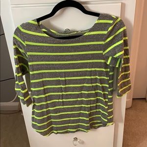 Striped 3/4 sleeve shirt